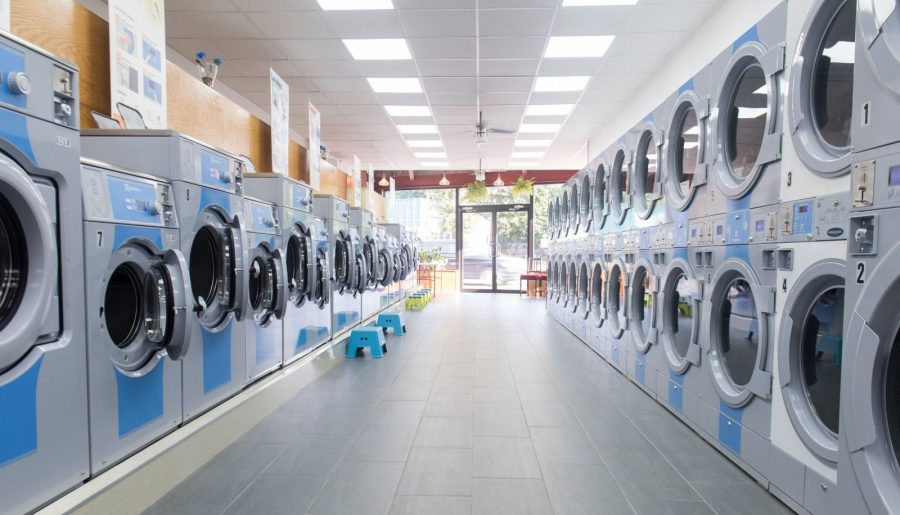 How to Choose Coin-Operated Laundry Equipment