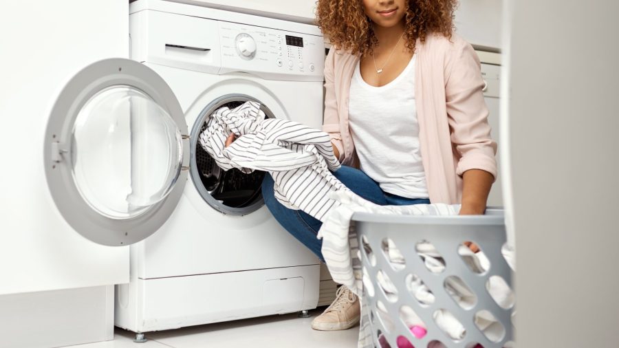 When Do You Need to Hire Laundromat Staff?