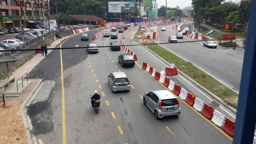 Ensuring Safe Passage Through Work Zones with Effective Traffic Control Measures